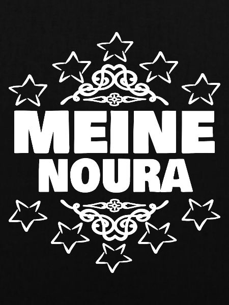 Noura als Mädchen