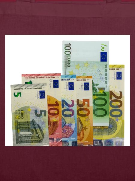 euro banknotes