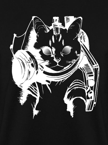 DJ Katze in Weiß