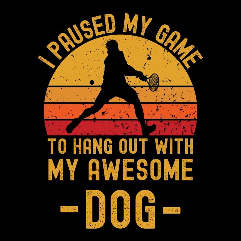 Tennis und Hund