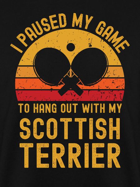 Tischtennis und Scottish-Terrier