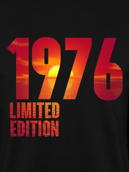 1976