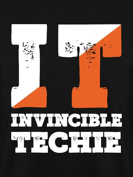 Unbesiegbarer Techie Computerprogrammierer Tech