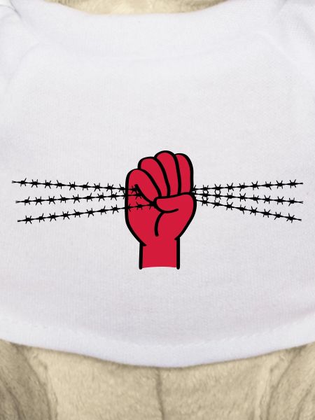 Protestsymbol mit Stacheldraht. Geballte Faust.