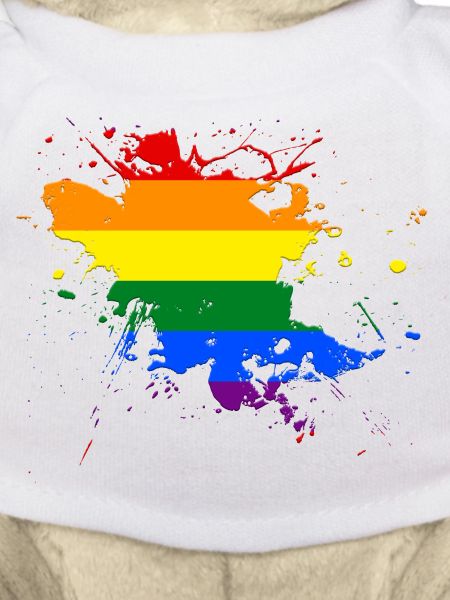 Regenbogenfahne als Farbklecks