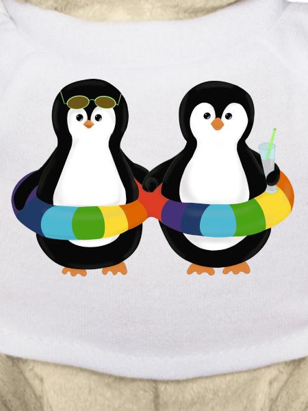 Pinguine im Schwimmring