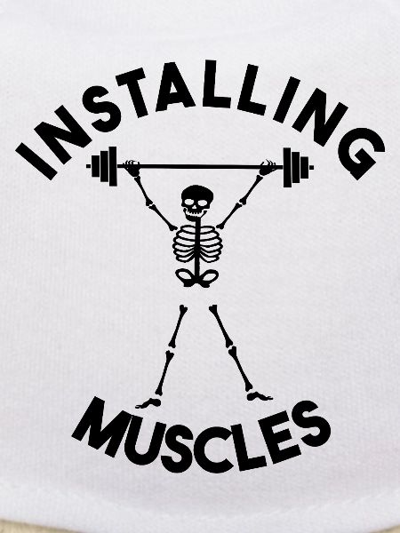 Funny Skeleton Gym–Installing Muscle Weightlifting