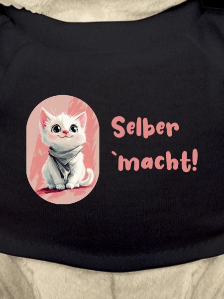Le chat fier « le fait soi-même »