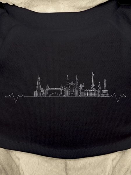 Urban Pulse Skyline