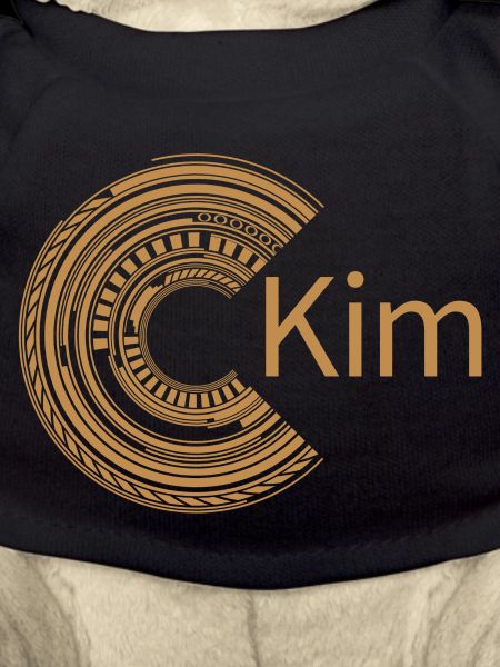 Pour Kim