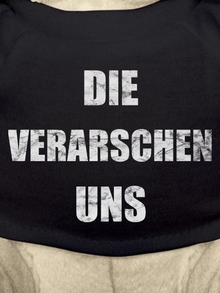 Die verarschen uns