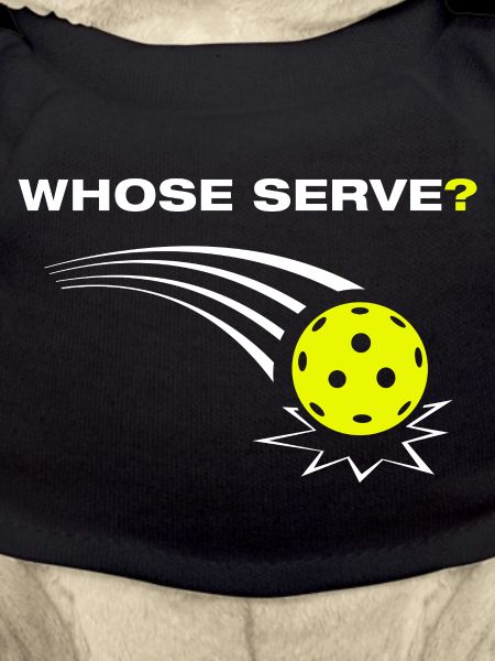 Whose serve? lustiges Pickleball Spieler