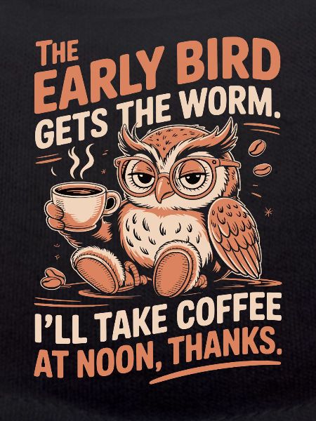 Lustige Eule und Kaffee
