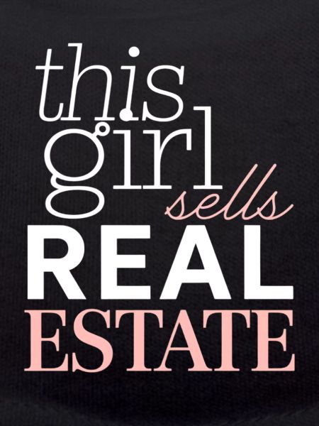Cette fille vend de l’immobilier