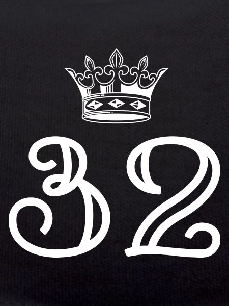 32 Number crown