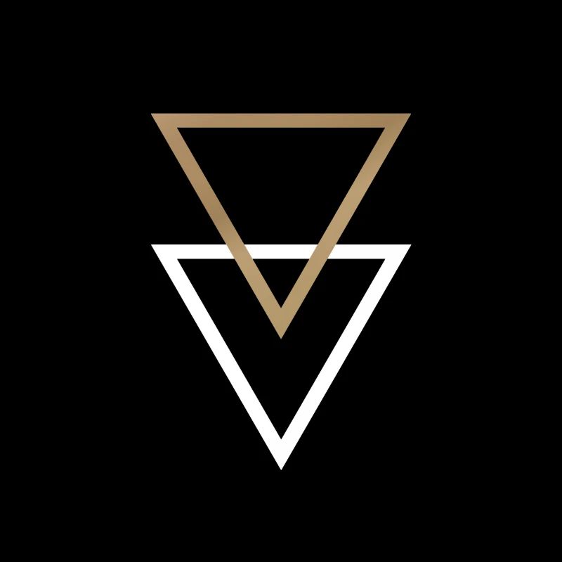 Triangles Or Blanc Skandi Hype