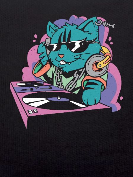 Katze am DJ Pult