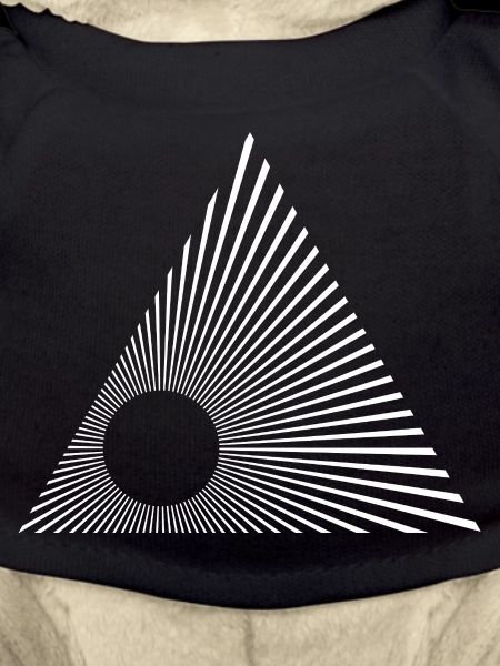 Radiant Triangle Rays