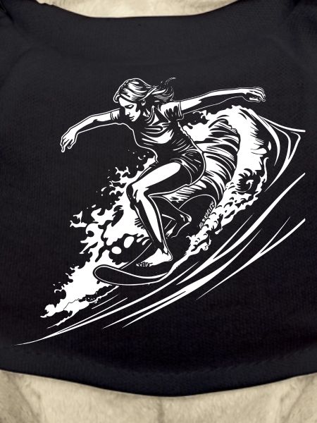 Weiblicher Surfer