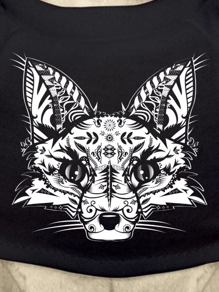 A fox head -White