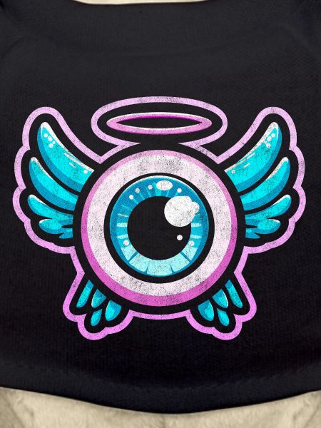 Œil fantaisiste avec conception d’ailes d’ange