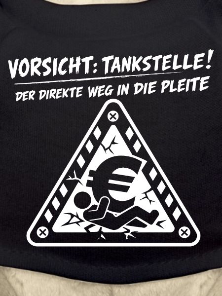 Vorsicht Tankstelle !
