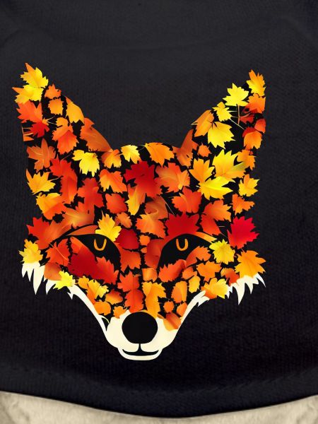Fuchs aus Herbstblättern