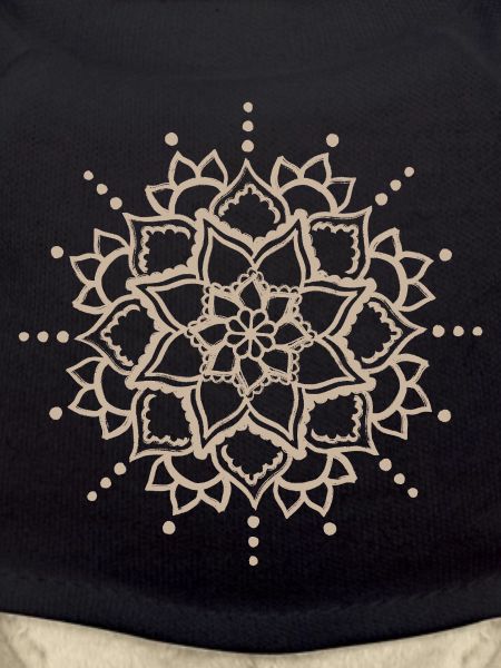 Beige Mandala-Blüte