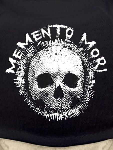 Memento Mori - Skull