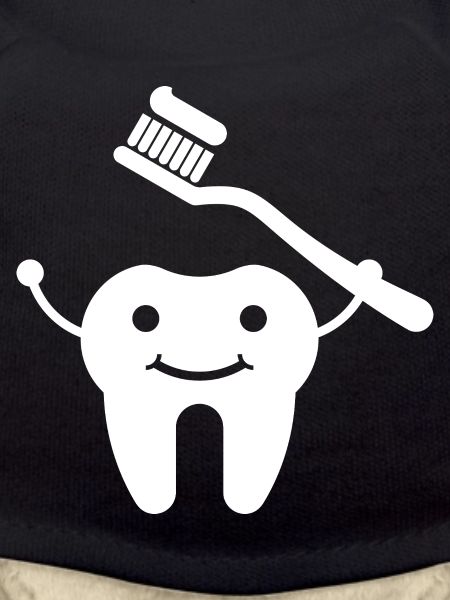 Dent avec brosse à dents