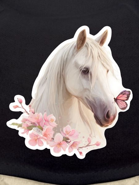 Cheval avec papillon
