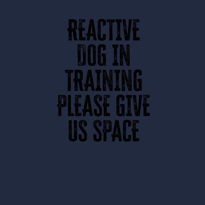 Chien réactif en formation S’il vous plaît donnez-nous de l’espace -