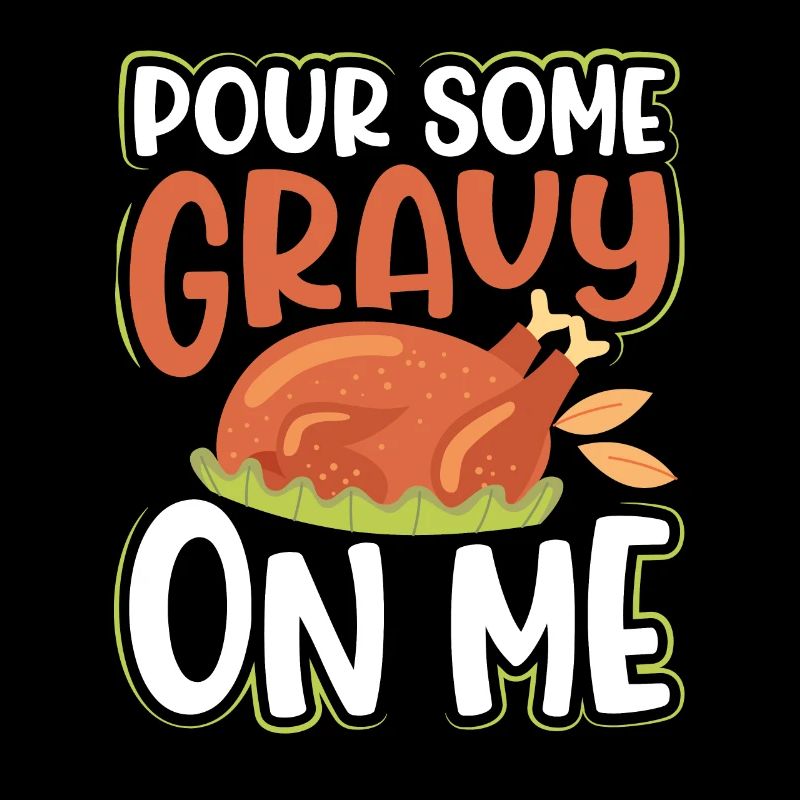 Verser un peu de sauce sur la dinde