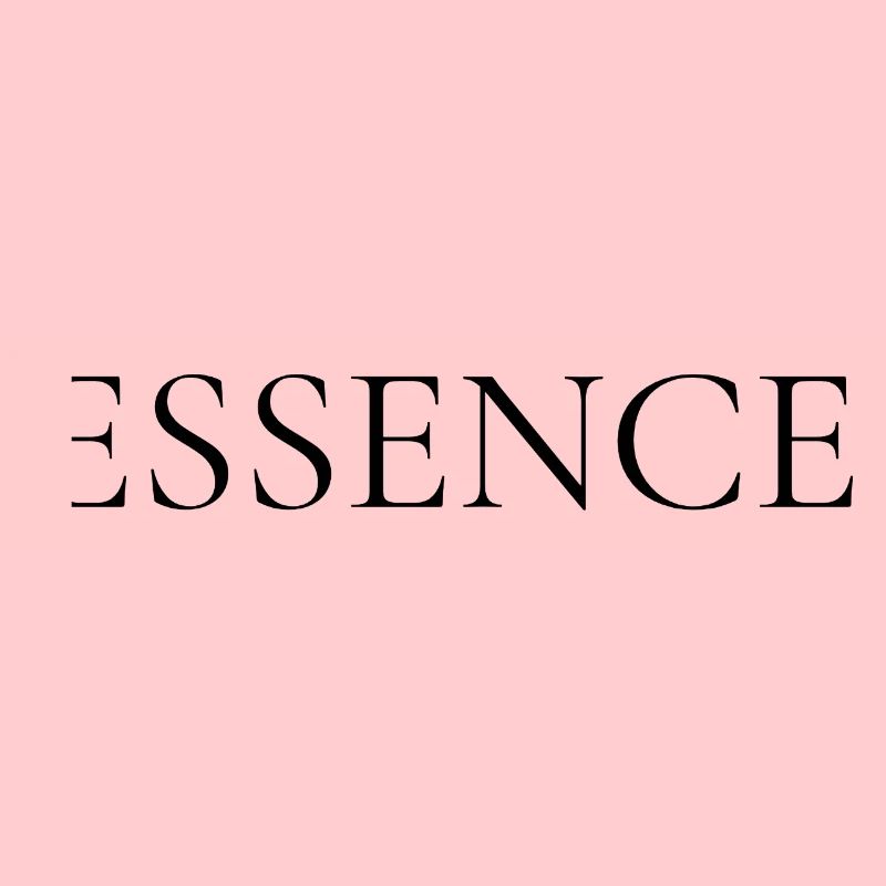 ESSENCE – Elegantes Brust-Statement