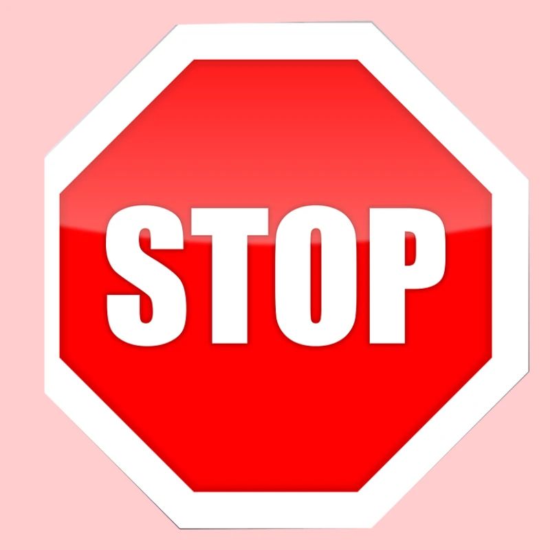 Impression graphique de plaque STOP rouge