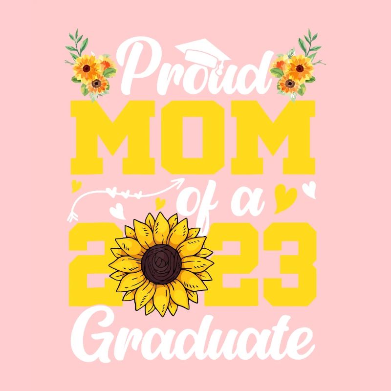 Stolze Mutter eines Jahrgangsabschlusses 2023