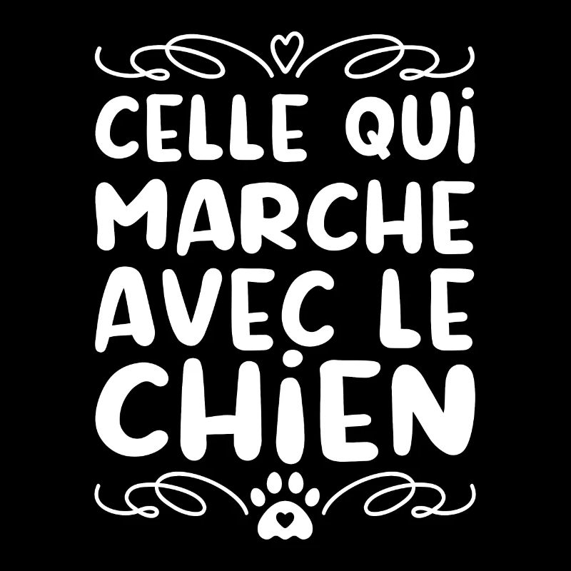 celle qui marche avec le chien