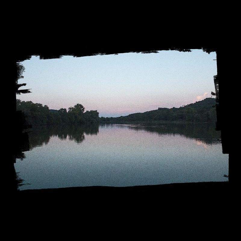 Meer in de avond