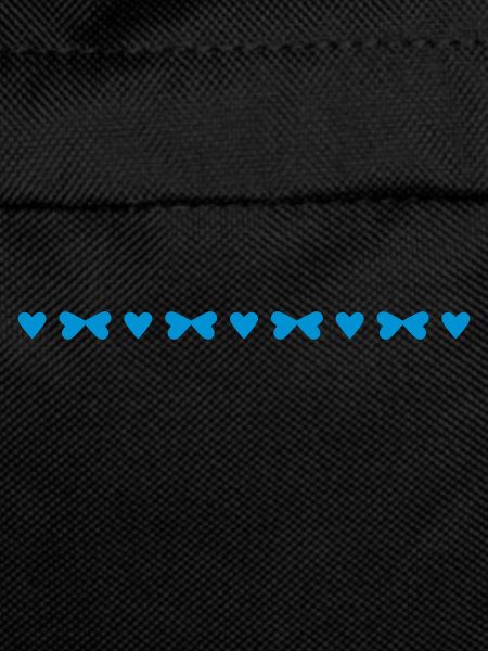 Very small hearts and bows