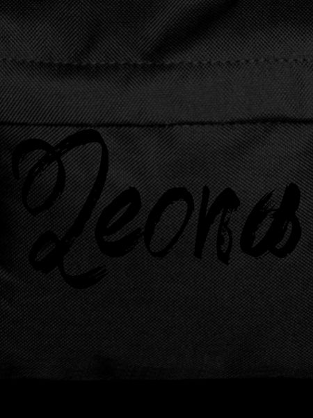 Leona