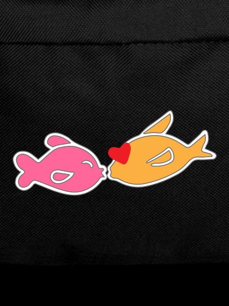 Kissing fish