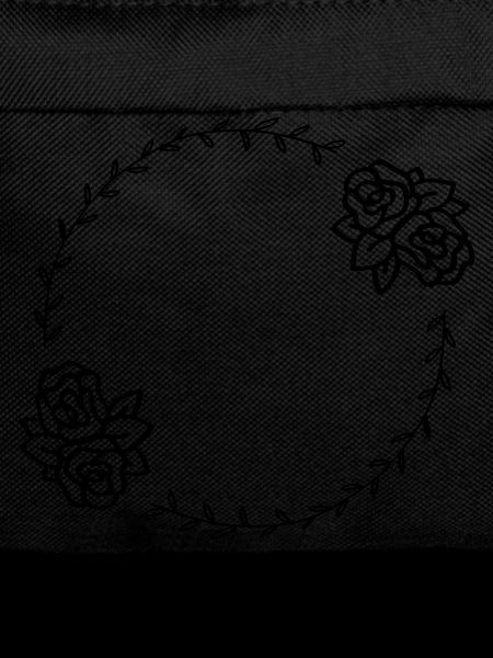 Wreath of roses leaves gift