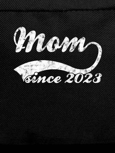Mom 2023