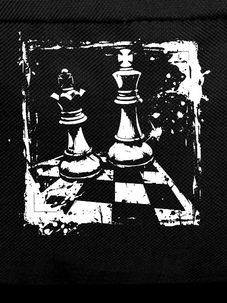 Chess queen and king