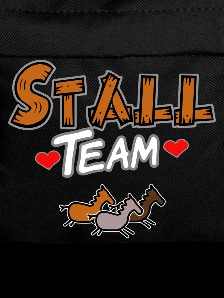 Team im Stall Pferde