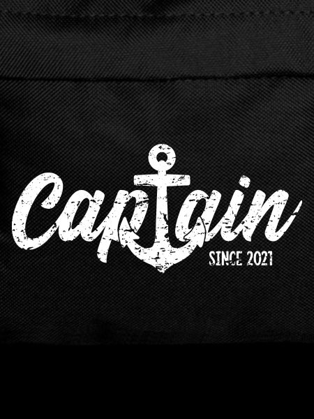 CAPTAIN SINCE 2021 KAPITÄN