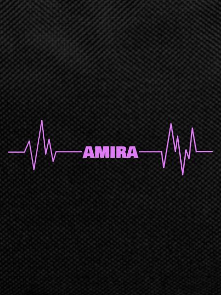 First name Amira