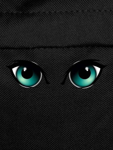 eyes green