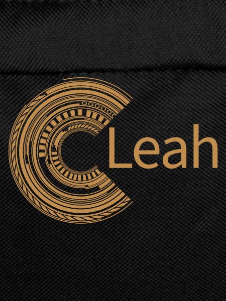Pour Leah