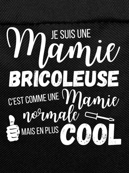 Mamie bricoleuse